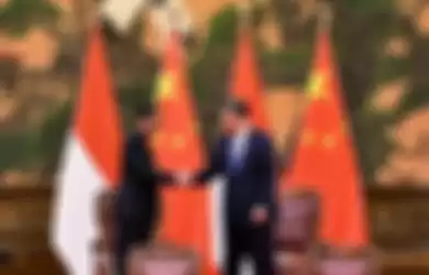 Presiden RI Jokowi dan Presiden China Xi Jinping. Utang Indonesia ke China bertambah setelah suntikan dana ini dikucurkan
