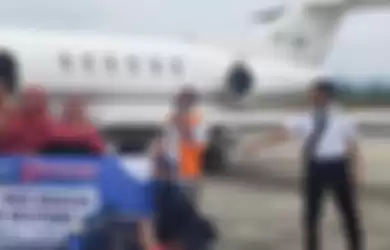 Private jet yang dipakai Brigjen Hendra Kurniawan ke Jambi dimiliki ketua konsorsium judi 303. Pesawatnya pernah angkut jamaah haji dari daerah ini.