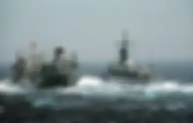 Mendadak Kapal Penjelajah Rudal China Bergabung dengan Kapal Perang Rusia di Wilayah Dekat Amerika, Apa yang Terjadi?