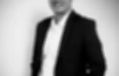 Ini profil lengkap Febri Diansyah eks jubir KPK yang jadi pengacara istri Ferdy Sambo. Dia ogah foto pakai dasi karena alasan ini. 