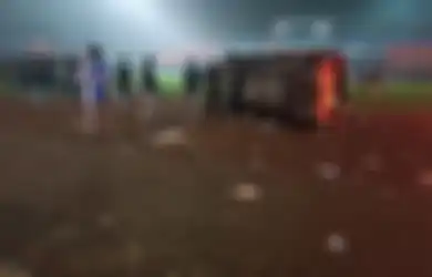 Korban Jiwa Terus Bertambah, Kericuhan di Stadion Kanjuruhan Jadi Tragedi Paling Mematikan ke-2 dalam Sejarah Sepak Bola Dunia