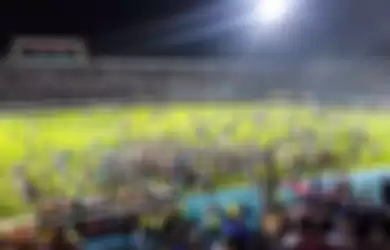 Kerusuhan dalam laga Arema FC kontra Persib Bandung di Stadion Kanjuruhan pada 14 April 2018.