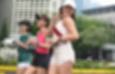 Inilah 3 foto cantik Gisella Anastasia atau Gisel lakukan olahraga lari di Sabtu pagi. Netizen auto ngeluh begini. 