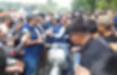 Hari terakhir Gubernur DKI Jakarta Anies Baswedan menjabat, tinggalkan Balai Kota DKI Jakarta naik Vespa Sprint, Minggu (16/10/2022).