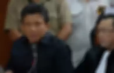 Ferdy Sambo melotot dalam sidang di Pengadilan Negeri Jakarta Selatan, Selasa (1/11/2022)