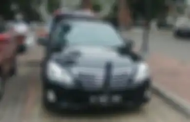 Kerap 'Bertingkah' di Jalan Raya, Apa Sebenarnya Alasan Polisi Terbitkan Pelat RF? Demi Kerahasiaan?