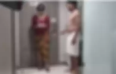 Tato milik pemeran video viral 16 menit tersingkap. Foto wanita kebaya merah dalam posisi begini sampai dicari-cari netizen.