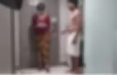 Terkuak, 3 foto bukti lokasi syuting video viral wanita kebaya merah bukan di Bali. Ternyata direkam di salah satu hotel di Surabaya.