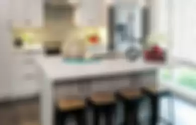 Buat pemilik rumah minimalis, jangan cuma foto desain dapur cantik. Ruang makan makin bikin betah dengan trik simpel ini.