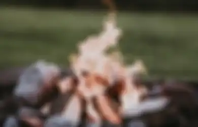 Ritual ‘Api Unggun’ untuk Kenang Almarhum, Inilah Tradisi Pemakaman Suku Luhya di Kenya 