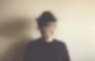 Begini cara foto wajah aesthetic dengan efek blur tanpa menggunakan aplikasi. Ternyata mudah saja kok!