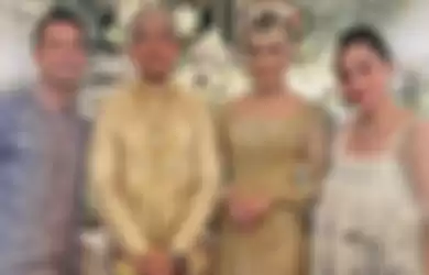 Pakaian Nagita Slavina dinilai kurang sopan saat hadiri acara pernikahan Kaesang Pangarep.