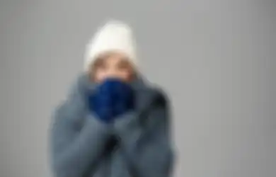 Catat! Pakai Jaket Berlapis Justru Bisa Bikin Anda Kedinginan, Ini Cara Hangatkan Tubuh yang Tepat