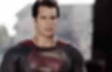 Henry Cavill tak lagi perankan Superman.