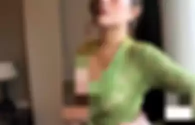 Video asusila berdurasi 8 menit 49 detik yang diperankan oleh sosok wanita kebaya hijau menggegerkan sosial media.