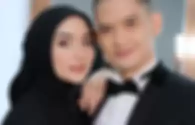 Citra Kirana dan Rezky Adhitya. Beredar video asusila mirip Rezky Adhitya.