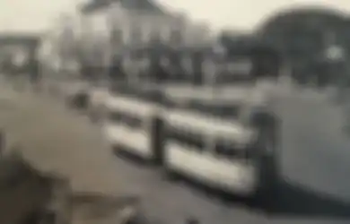 Jelaskan Perubahan Apa yang Terjadi dari Penggunaan Trem di Surabaya pada Masa Itu?