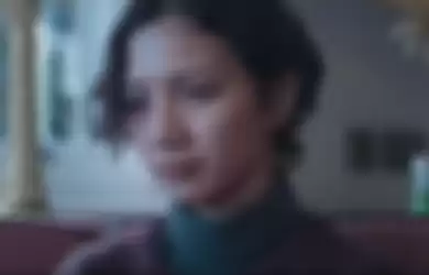Sheila Dara sebagai Aurora di film 