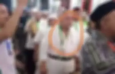 Foto Lieus Sungkharisma saat menghadiri Ijtimak Ulama III. Agama aktivis Tionghoa ini menjadi sorotan.