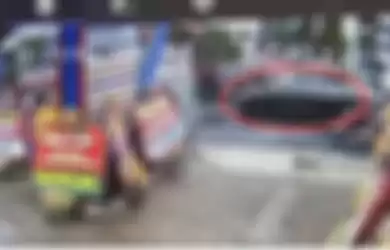 Foto penampakan mobil Audi hitam yang menabrak mahasiswi Cianjur sampai meninggal dunia.