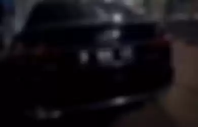Foto mobil Audi A6 hitam yang diakui Nur istri muda Kompol D milik suaminya. Kebohongan perwira Polda Metro Jaya terkuak.