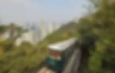 Trem di Hong Kong
