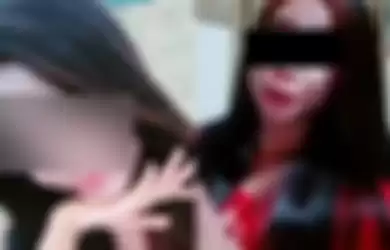 Wanita berinisial NT, pemilik rental PS yang lecehkan anak di bawah umur.