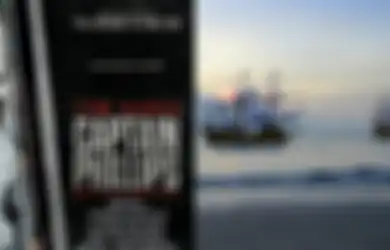 Berlatar Kisah Kapten Kapal yang Disandera oleh Bajak Laut Somalia, Seberapa Akurat Cerita Film Captain Phillips?