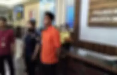 Mario Dandy Satriyo (20), anak pejabat pajak yang menganiaya David (17), dihadirkan saat Polres Metro Jakarta Selatan menggelar konferensi pers pengungkapan kasus ini, Rabu (22/2/2023).