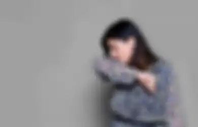 3 Titik Pijat Batuk, Wajib Tahu Ini untuk Hentikan Batuk Segera!