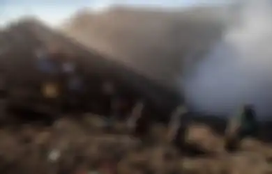 Dianggap Sebagai Wujud Toleransi, Tradisi Sayan Suku Tengger Bakal Bikin Anda Terpukau dan Ingin Ikut Bergabung