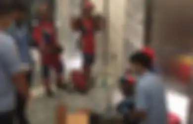 Belajar dari Peristiwa Lift Pakuwon Tower Macet, Lakukan Ini Jika Terjebak Dalam Lift, Boleh Buka Paksa?