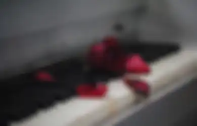 Weton Sakti Tidak Selalu Beruntung, Ini 4 Weton yang Sering Bermasalah di Percintaan 