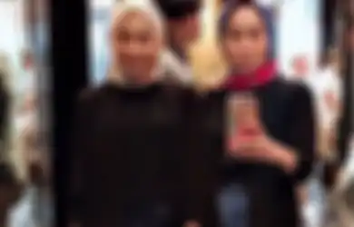 Sudah Setahun Tak Bisa Ditangkap, Benarkah Ada Sosok 'Yang Lindungi' Rihana-Rihani Si Penipu Preorder iPhone?