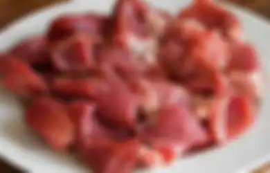 Cara Menyimpan Daging Kurban di Kulkas dan Freezer dengan Benar