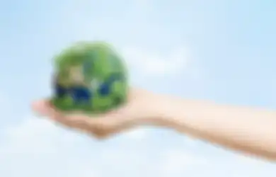 Peranan Lembaga Keluarga, Agama, Ekonomi, Pendidikan, dan Politik dalam Pelestarian Sumber Daya Alam
