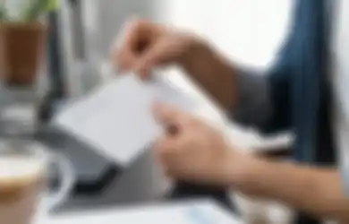 2 Contoh Surat Izin Tidak Masuk Kerja Karyawan Pabrik Tulis Tangan, untuk Dikirim ke Sosok Atasan