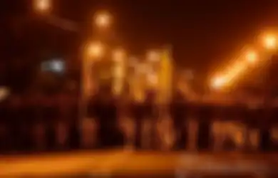 Topo Bisu, Ritual Mubeng Beteng yang Dilakukan Abdi Dalem Mataram dan Masyarakat Umum di Malam 1 Suro