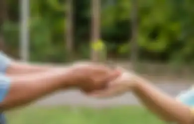 Peran dan Fungsi Lembaga Keluarga, Agama, Ekonomi, Pendidikan, dan Politik dalam Pelestarian Sumber Daya Alam