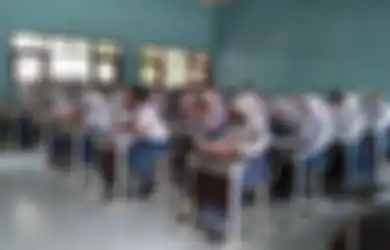 2 Contoh yang Menunjukkan Hubungan Antara Pancasila dan UUD NRI Tahun 1945 Terkait Kehidupan Peserta Didik