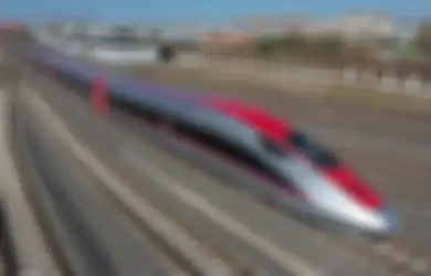 Mengenal Lebih Dekat Kereta Api Cepat Jakarta Bandung Whoosh