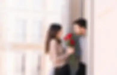 Arti Mimpi Bertemu Orang yang Kita Sukai Diam-diam, Benarkah Jodoh?