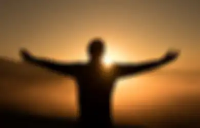 Pemilik 5 Weton Ini Dikenal Memiliki Aura Positif yang Memancar dan Bisa Menulari Sekelilingnya