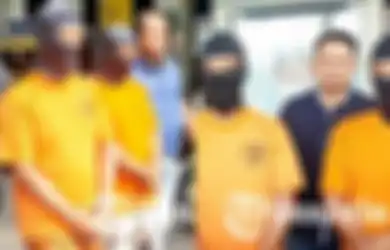 Tak Tergores Sedikit Pun, Kakak-Beradik Hasan Busri-Moh Wardi Menang Carok Meski Dikeroyok 10 Orang, 4 Orang Tewas