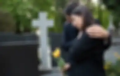 10 Arti Mimpi Ibu Kita Meninggal, Malah Pertanda Baik Bagi Hidup?