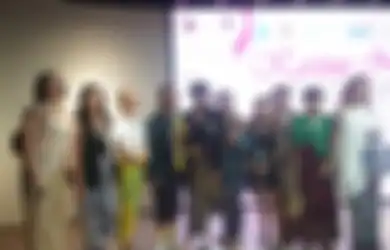 Fashion Show Kartini Negeri 2024 Sebagai Cara Perkuat Jati Diri Nasional Melalui Karya Fashion Lokal