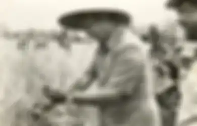 Cerita  Soeharto Nyaris Banting Setir Dari Tentara Menjadi Sopir Taksi 