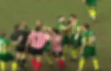Tragedi Battle of Bramal Lane Ketika Sosok Wasit Memicu Kerusuhan di Lapangan