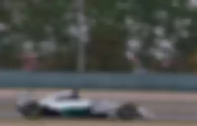 Mercedes 1 2 di GP China Hamilton Bahagia