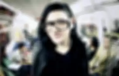 Skrillex Rilis Video Klip Ragga Bomb